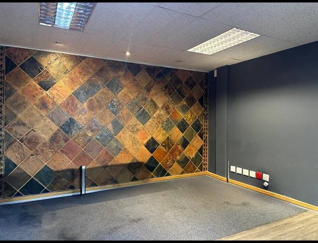 BUSINESS PROPERTY TO RENT IN MTHATHA CENTRAL